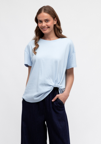 JESSIE EASY TUCK TEE - BABY BLUE