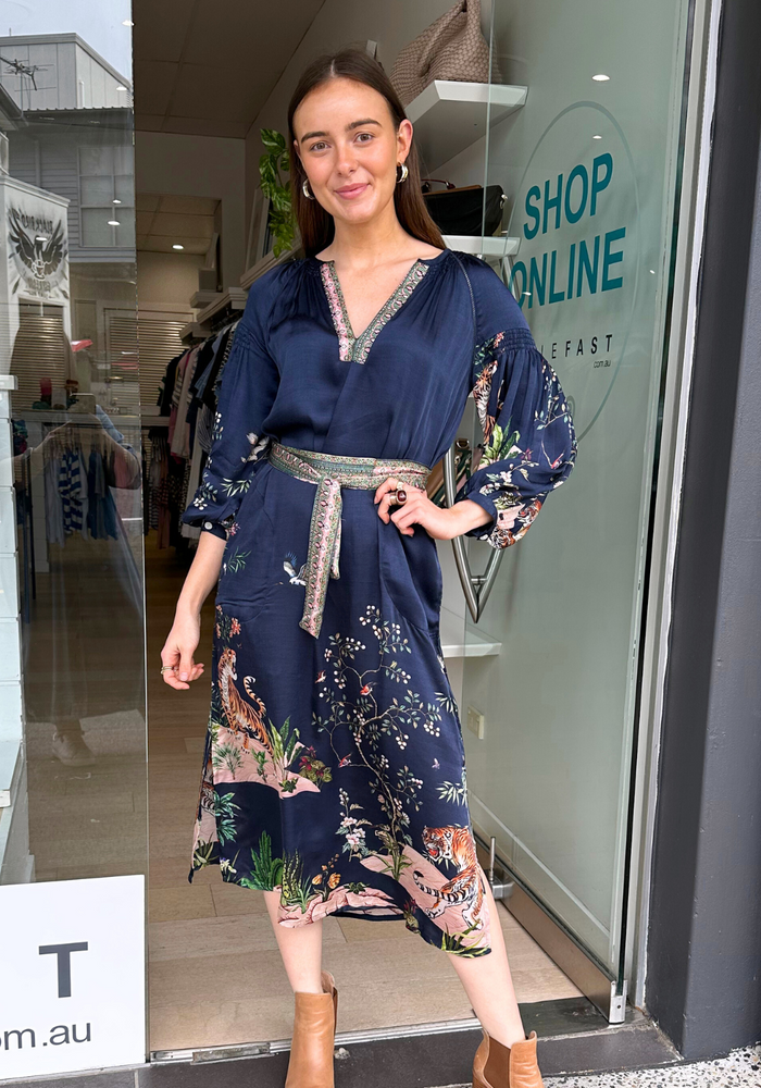 Load image into Gallery viewer, RUBYYAYA MACHALI MAXI DRESS - NAVY PRINT