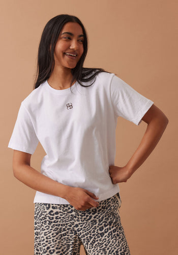 CERES LIFE STEVIE SLOUCHY SPLIT HEM TEE - WHITE/CHOC MONOGRAM