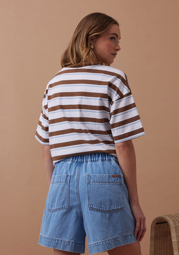 CERES LIFE DARCY RELAXED EVERYDAY SHORT - MID WASH BLUE