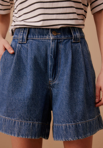 CERES LIFE BILLIE PLEAT FRONT SHORT - WASHED INDIGO