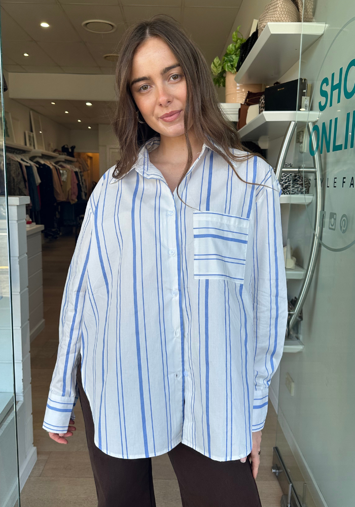 Load image into Gallery viewer, ZANA BUTTON THROUGH SHIRT - WHITE & BLUE