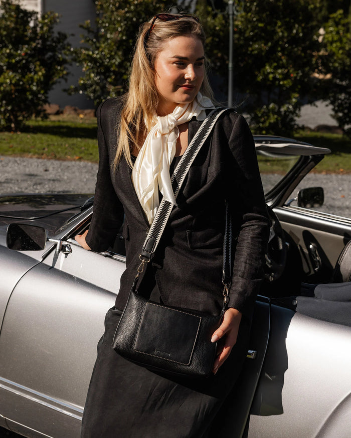Load image into Gallery viewer, LOUENHIDE HAVANNA CROSSBODY BAG - BLACK