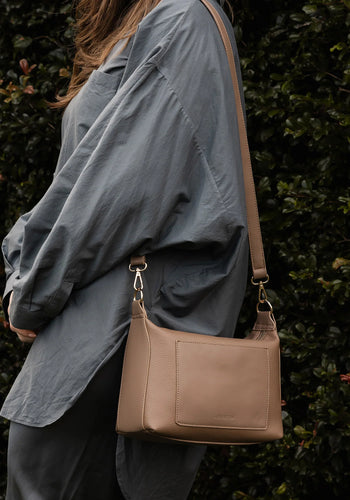 LOUENHIDE HAVANNA CROSSBODY BAG - MOCHA