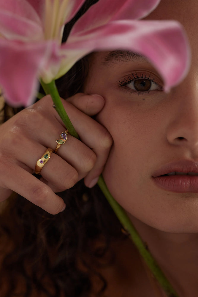 Load image into Gallery viewer, TONI MAY WILLA RING - APATITE/GOLD