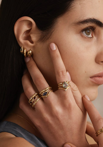 TONI MAY CROWN STACKER RING - GOLD