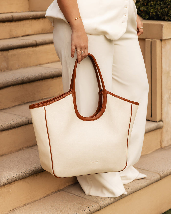 Load image into Gallery viewer, LOUENHIDE ALEXANDRA TOTE BAG - CANVAS/TAN