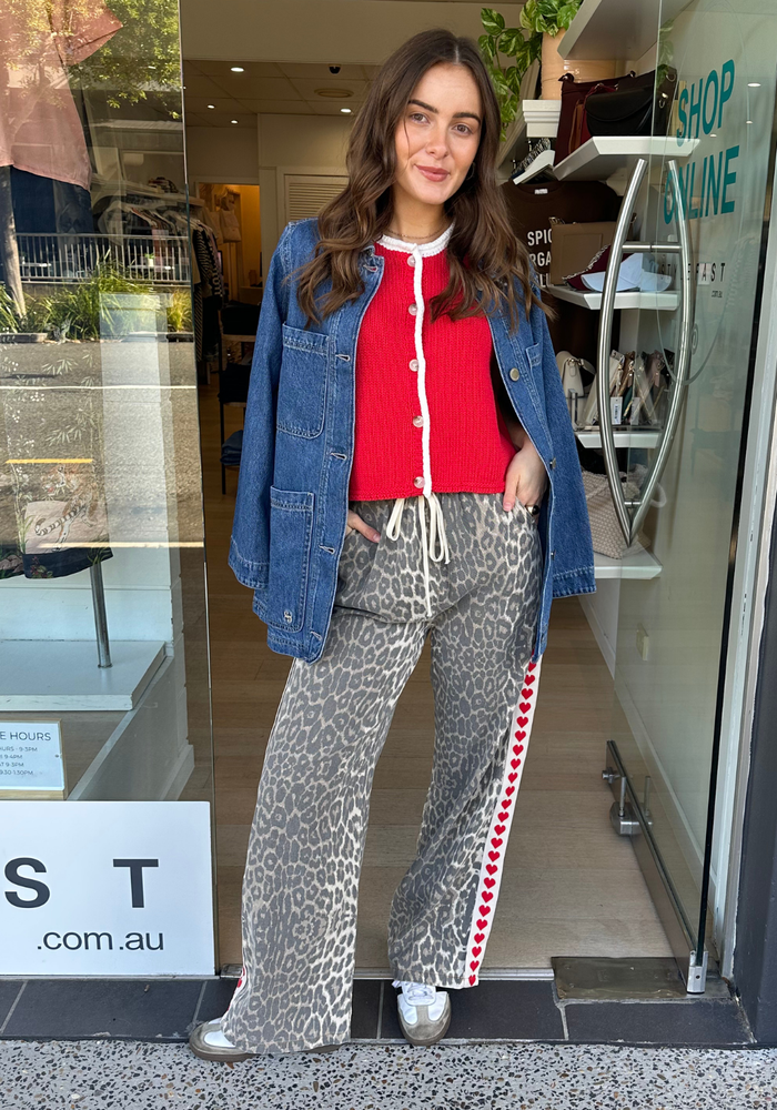 Load image into Gallery viewer, HATTIE LIGHT LEOPARD RACER JEANS - RED HEART STRIPE