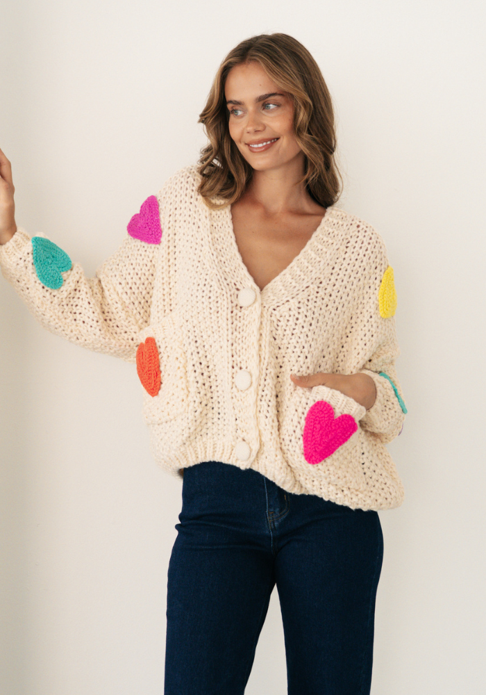 Load image into Gallery viewer, CASSIA HEART CARDIGAN - CREAM