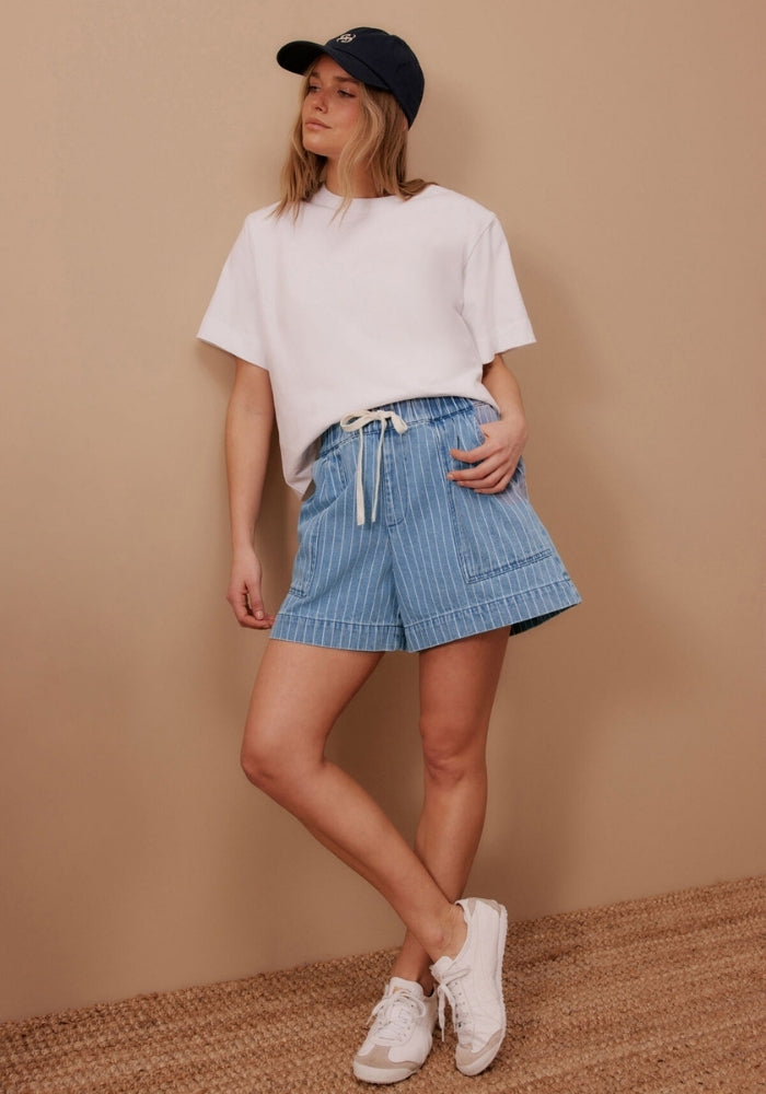 Load image into Gallery viewer, CERES LIFE DARCY RELAXED EVERYDAY SHORT - INDIGO STRIPE