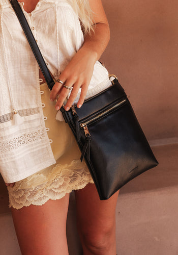 LOUENHIDE CRESSIDA CROSSBODY BAG - BLACK