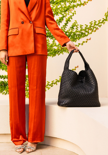 LOUENHIDE GABBY WOVEN SHOULDER BAG - BLACK