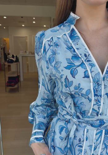NYLA MIDI DRESS - BLUE FLORAL