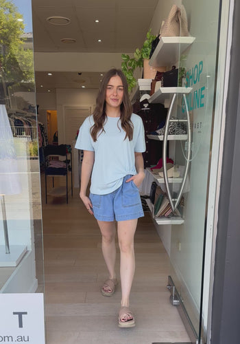 JESSIE EASY TUCK TEE - BABY BLUE
