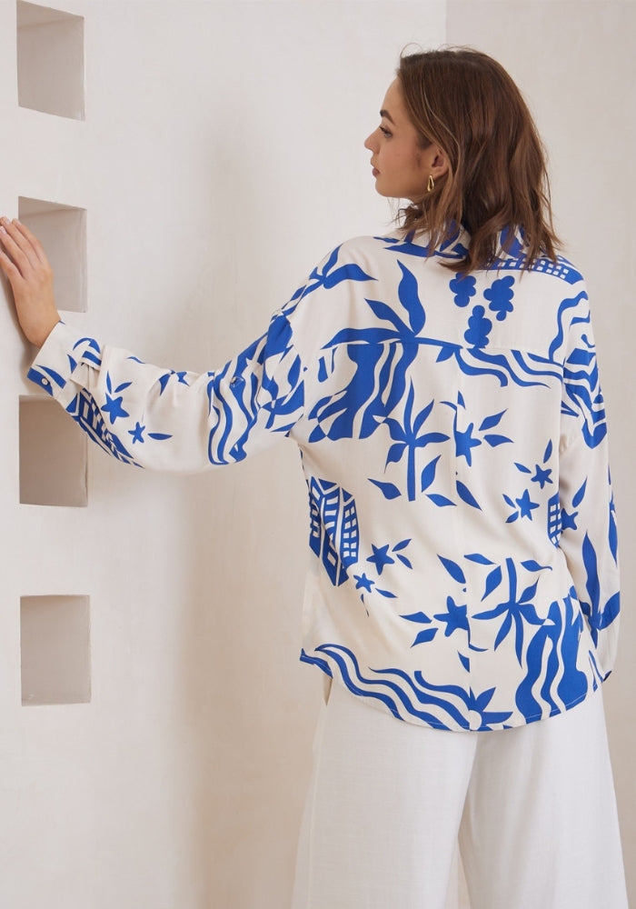 Load image into Gallery viewer, RAVEN OVERSIZED BUTTON UP SHIRT - BLUE PRINT