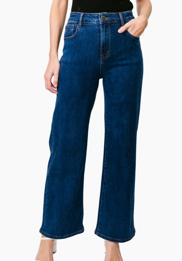 CAMRYN STRAIGHT LEG JEAN - MID WASH