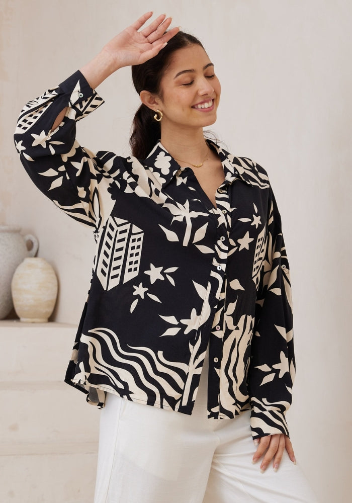 Load image into Gallery viewer, LIVVY OVERSIZED BUTTON UP SHIRT - BLACK PRINT