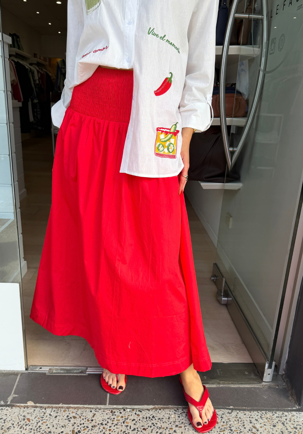 INES SHIRRED WAIST SKIRT - RED