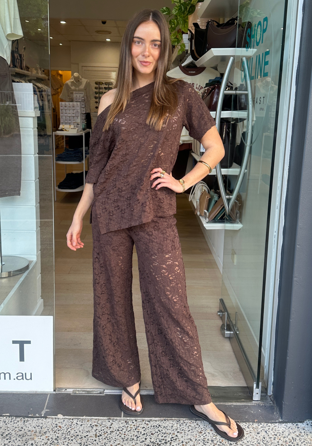 WREN OFF SHOULDER LACE TOP - CHOCOLATE