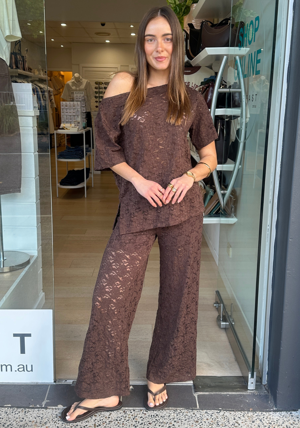 WREN OFF SHOULDER LACE TOP - CHOCOLATE
