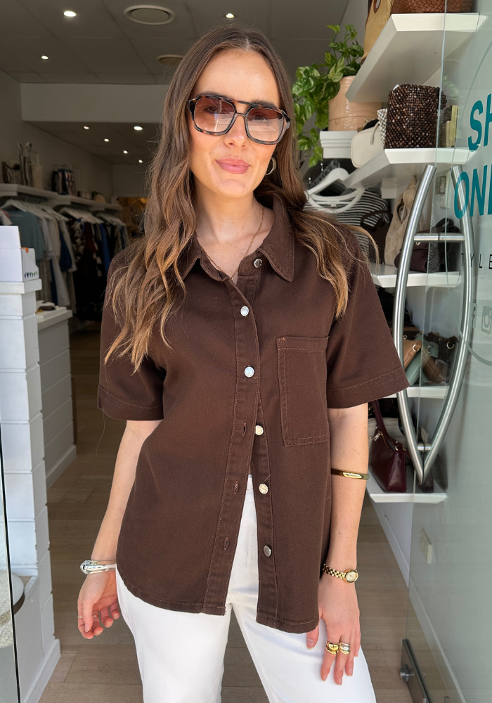 FALLON SHORT SLEEVE SHIRT - CHOCOLATE DENIM