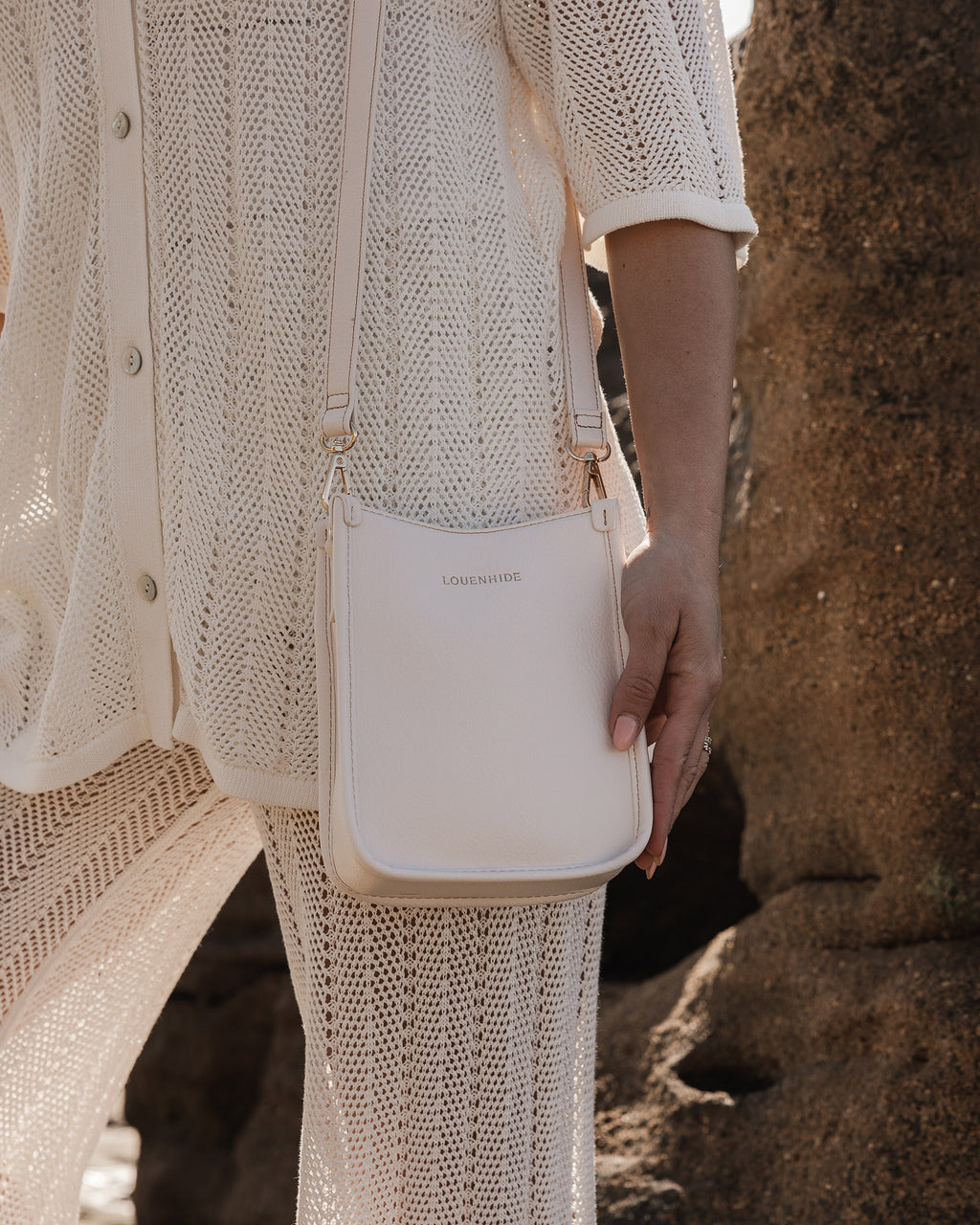 LOUENHIDE PARKER LOGO PHONE BAG - VANILLA