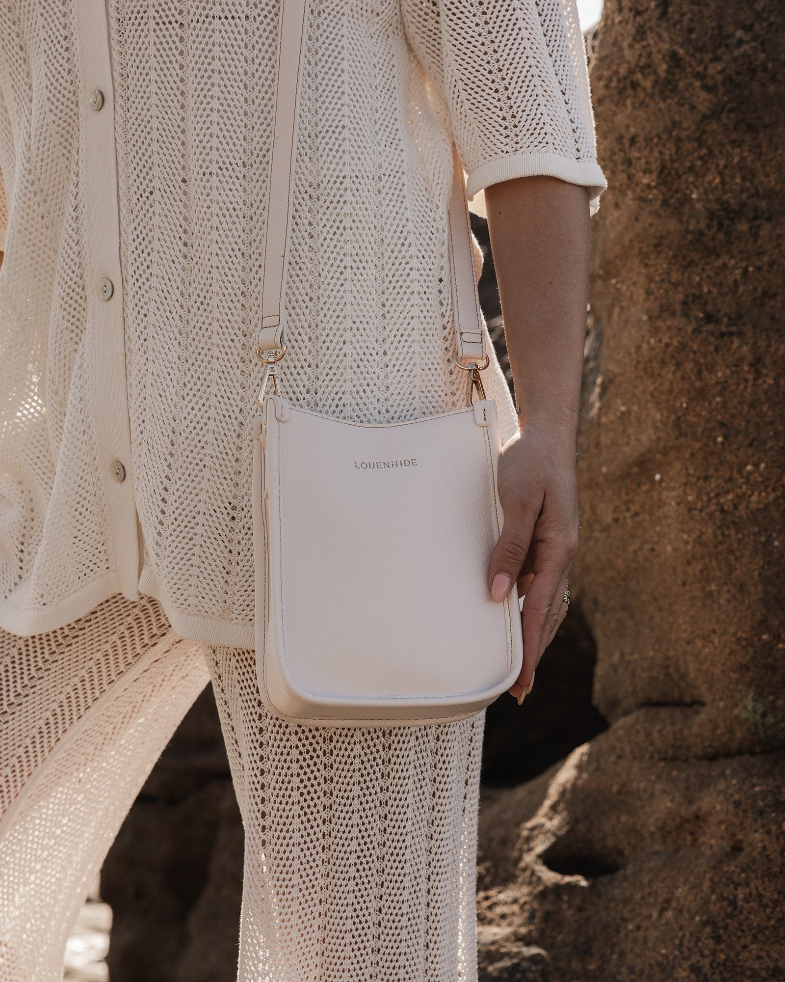LOUENHIDE PARKER LOGO PHONE BAG - VANILLA