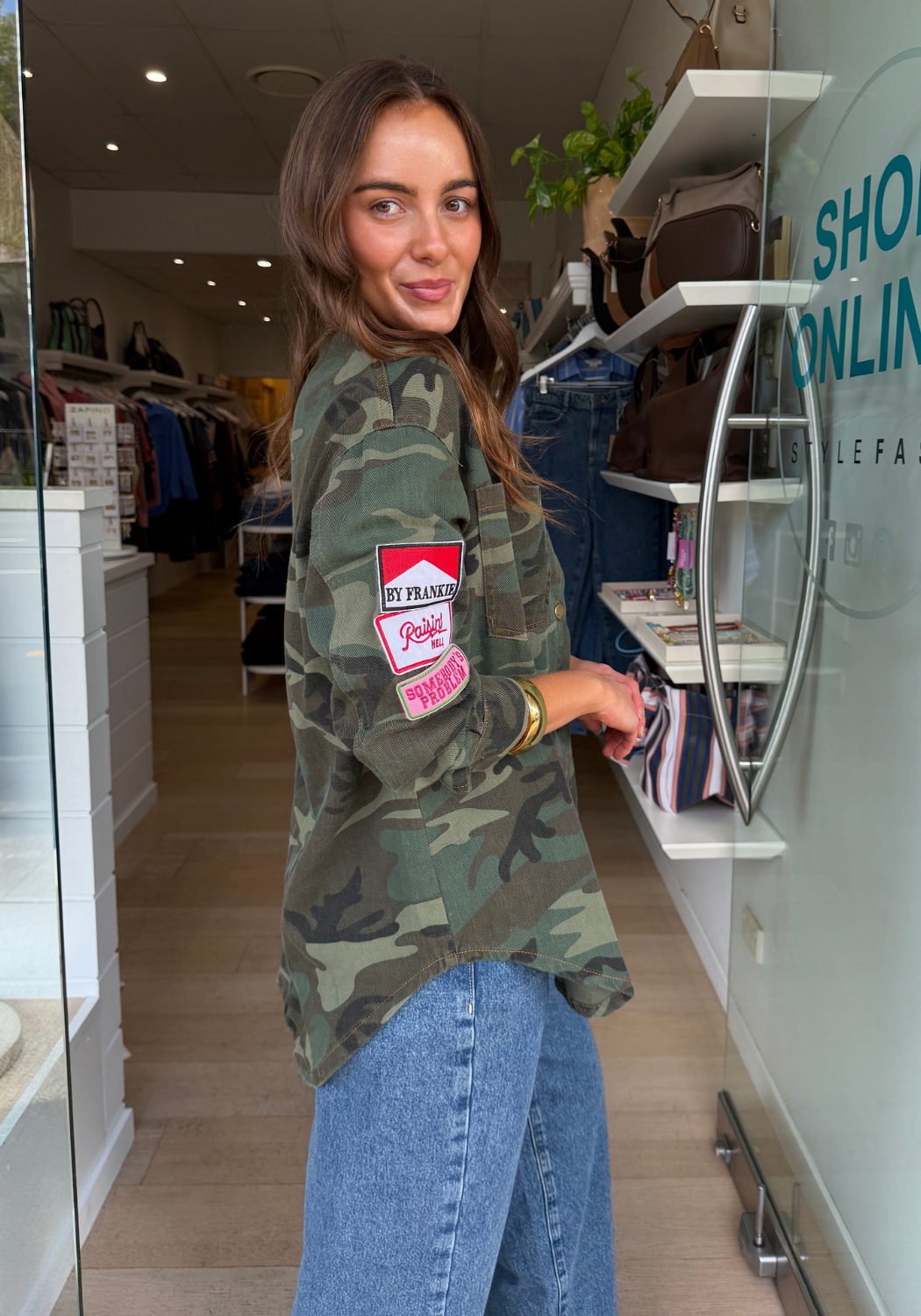 BY FRANKIE PATCH SHACKET - CAMO