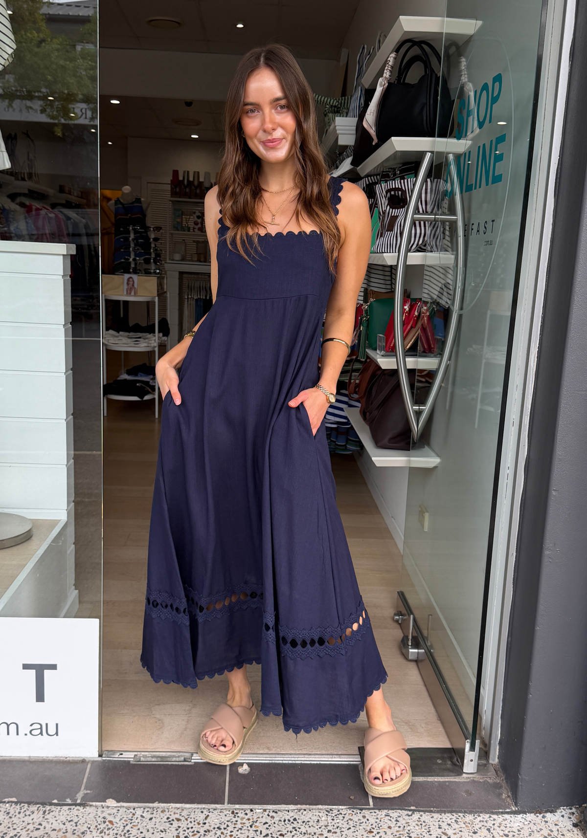 ALLEGRA MIDI DRESS - NAVY