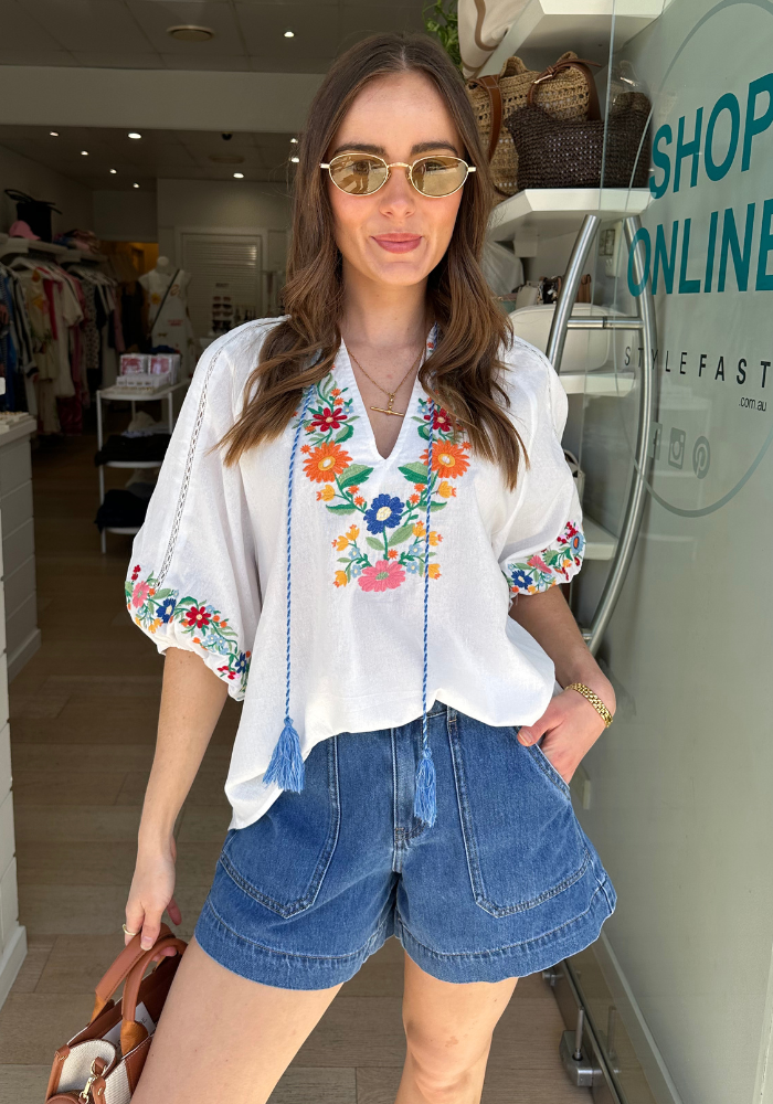 SANDY BLOUSE - WHITE/EMBROIDERY