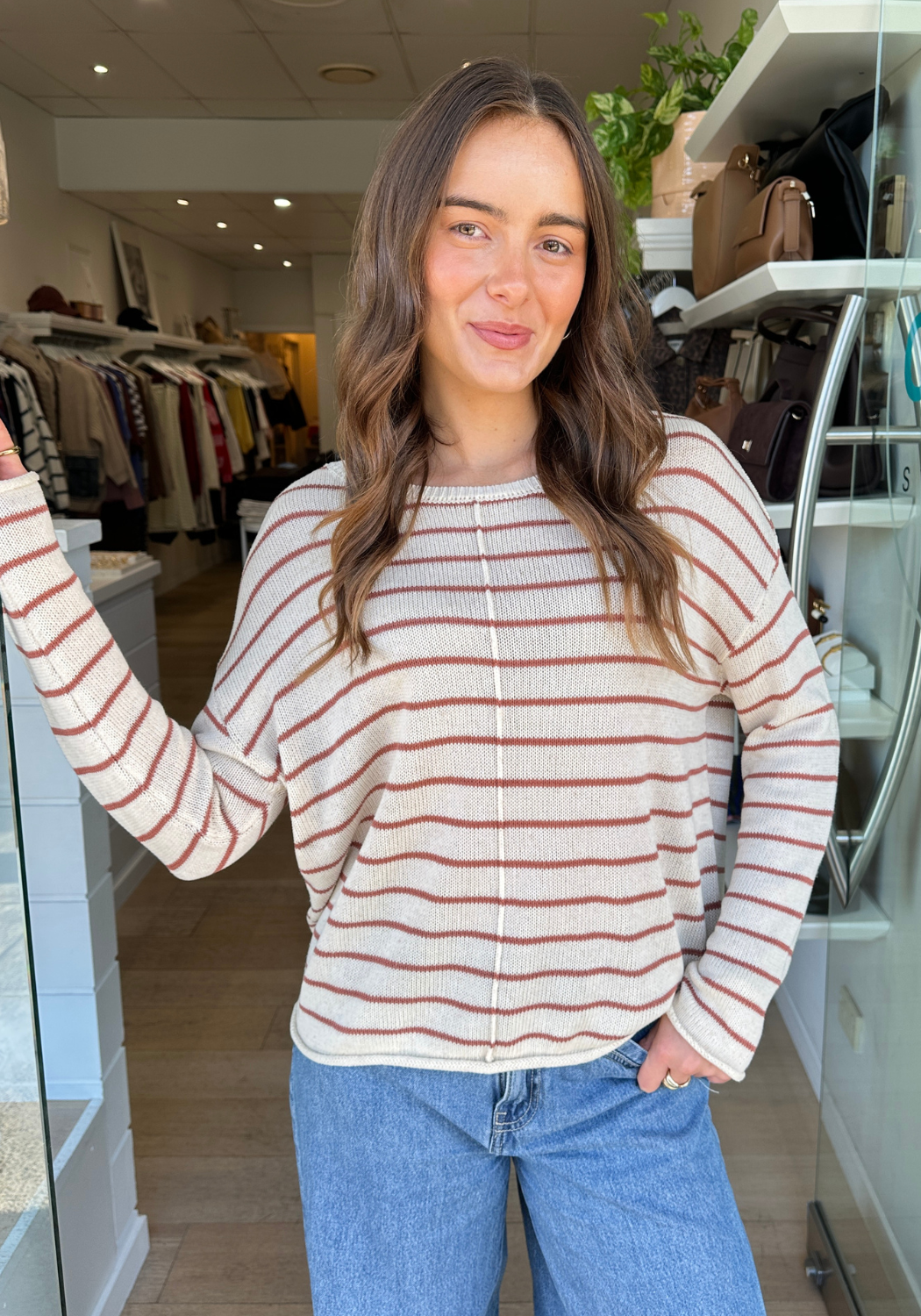 INDI LIGHTWEIGHT L/S KNIT TOP - OATMEAL/RUST STRIPE