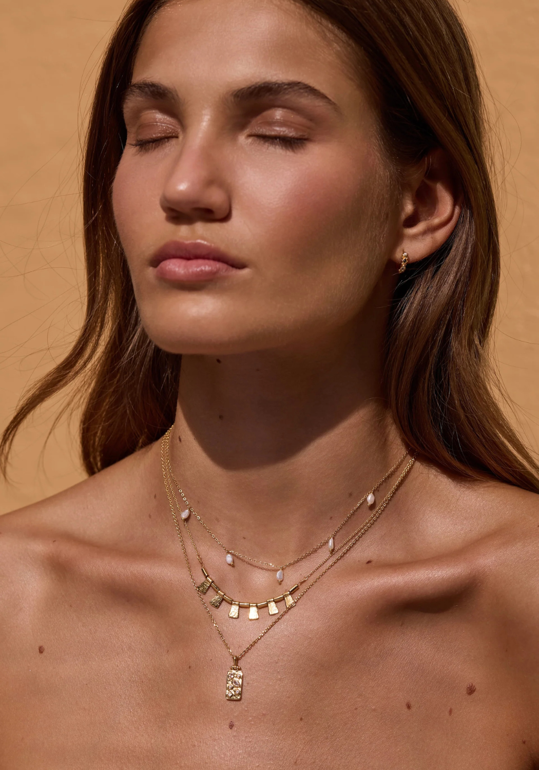 TONI MAY ESTELLE TOPAZ NECKLACE - GOLD