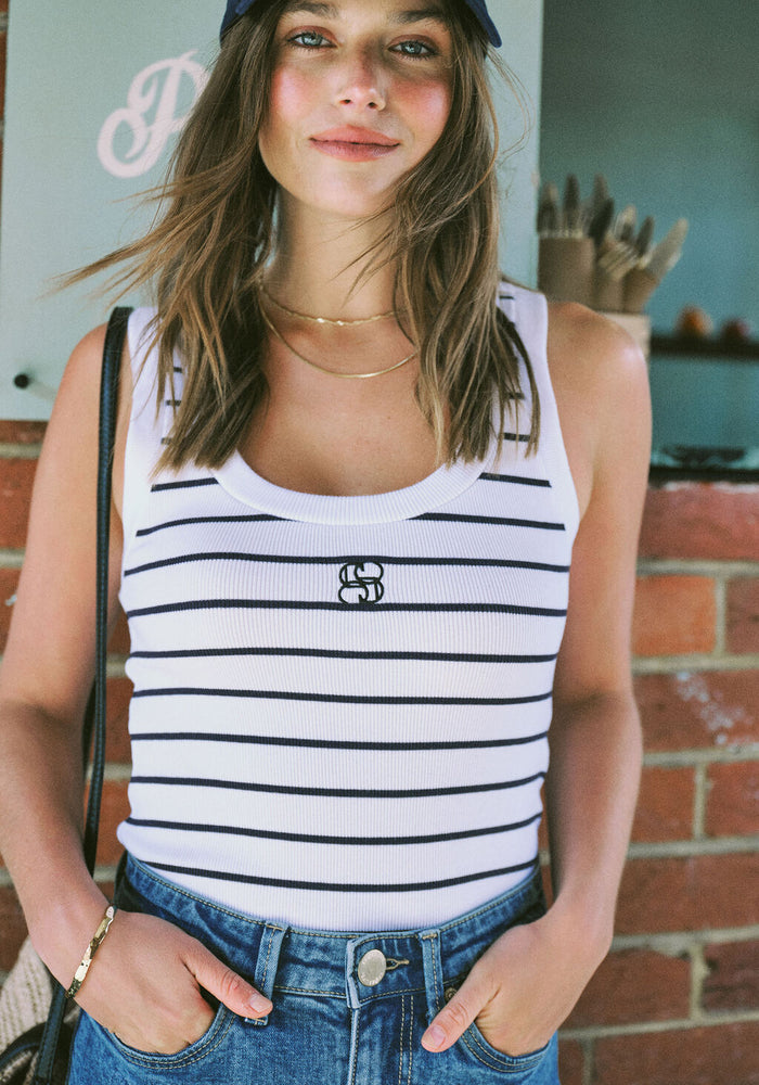 CERES LIFE CONTOUR SCOOP TANK - NEW NAVY MONOGRAM