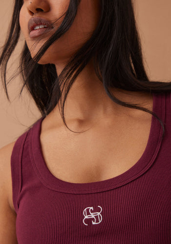CERES LIFE CONTOUR SCOOP TANK - POMEGRANATE/MONOGRAM