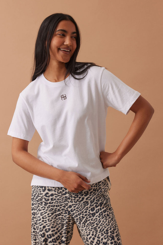 Load image into Gallery viewer, CERES LIFE STEVIE SLOUCHY SPLIT HEM TEE - WHITE/CHOC MONOGRAM