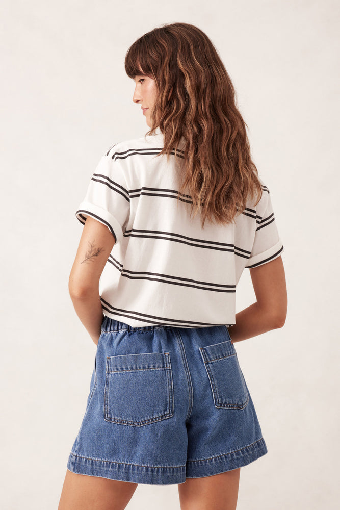 Load image into Gallery viewer, CERES LIFE DARCY RELAXED EVERYDAY SHORT - WASHED INDIGO