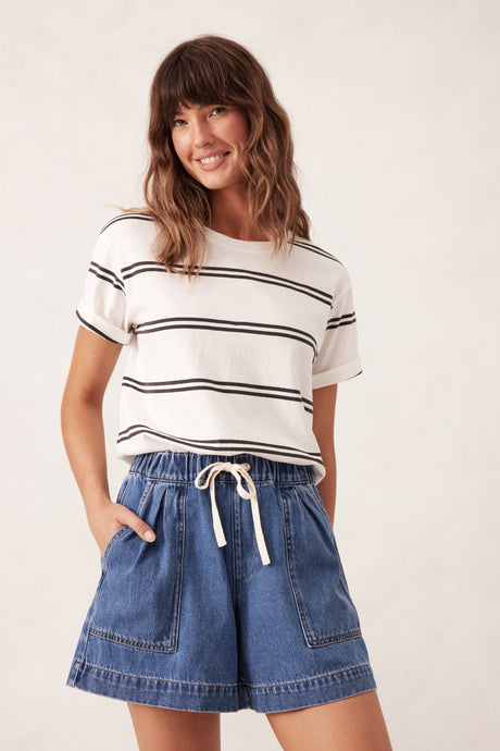 CERES LIFE DARCY RELAXED EVERYDAY SHORT - WASHED INDIGO