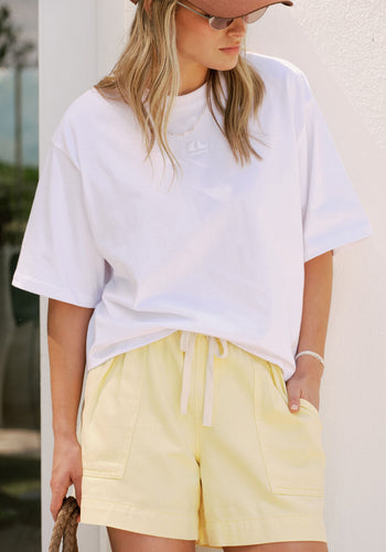 CERES LIFE DARCY RELAXED EVERYDAY SHORT - WASHED BUTTER