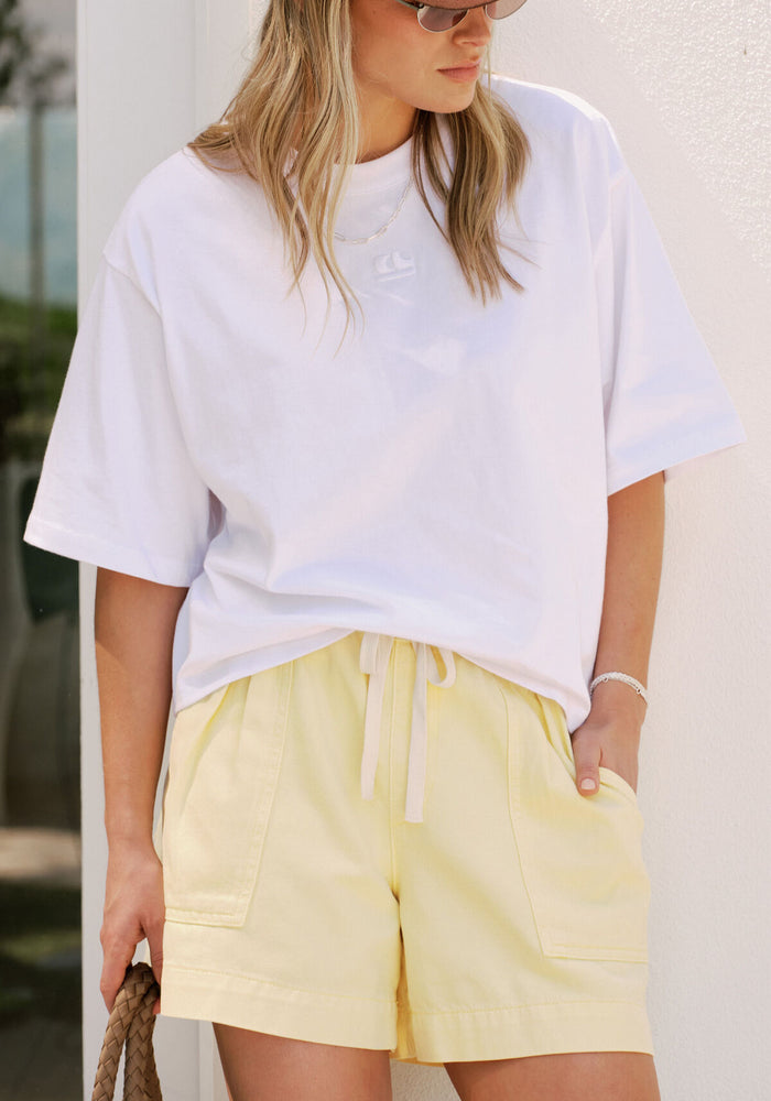 CERES LIFE DARCY RELAXED EVERYDAY SHORT - WASHED BUTTER