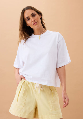 CERES LIFE DARCY RELAXED EVERYDAY SHORT - WASHED BUTTER
