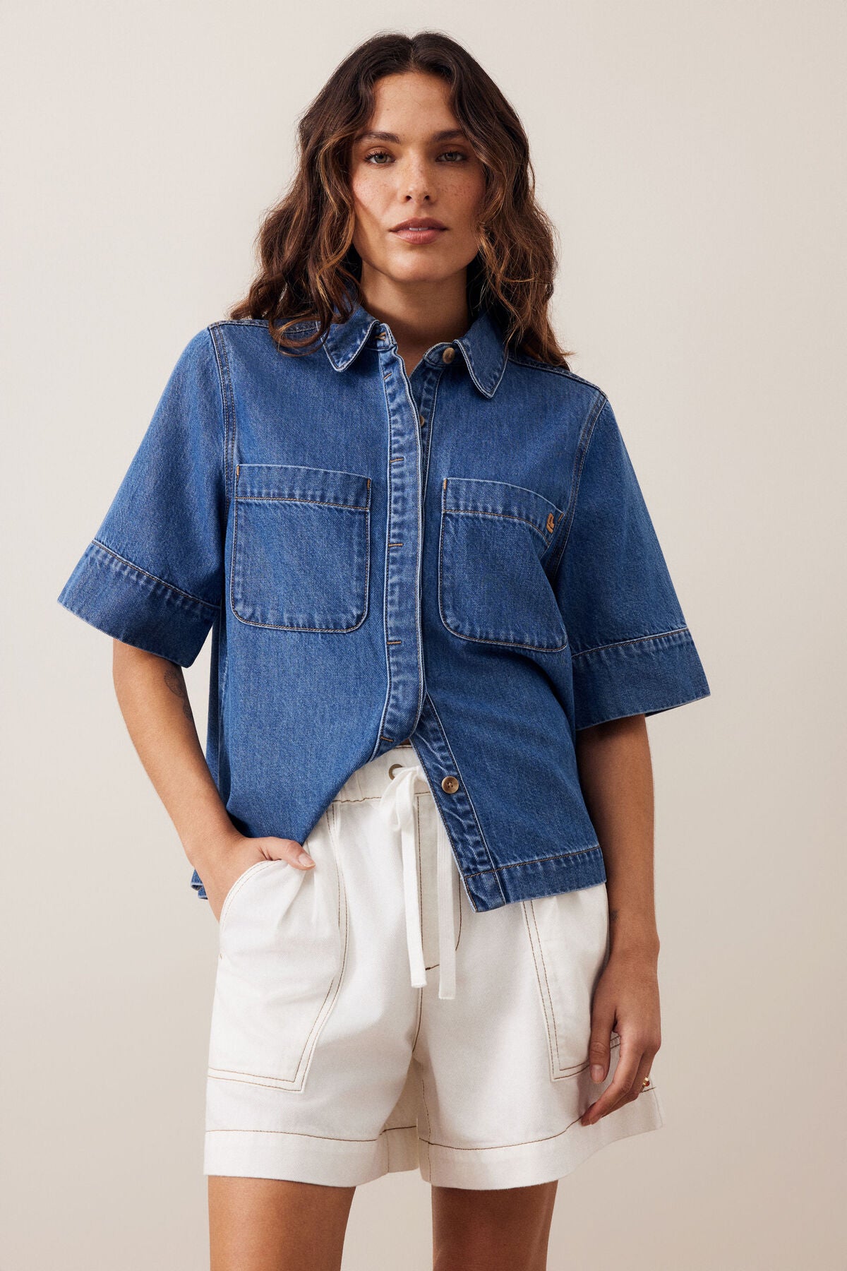CERES LIFE DARCY RELAXED EVERYDAY SHORT - NEW ECRU