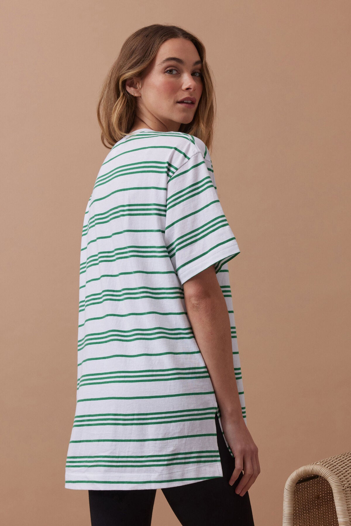 CERES LIFE LONGLINE STEP HEM TEE - KELLY STRIPE