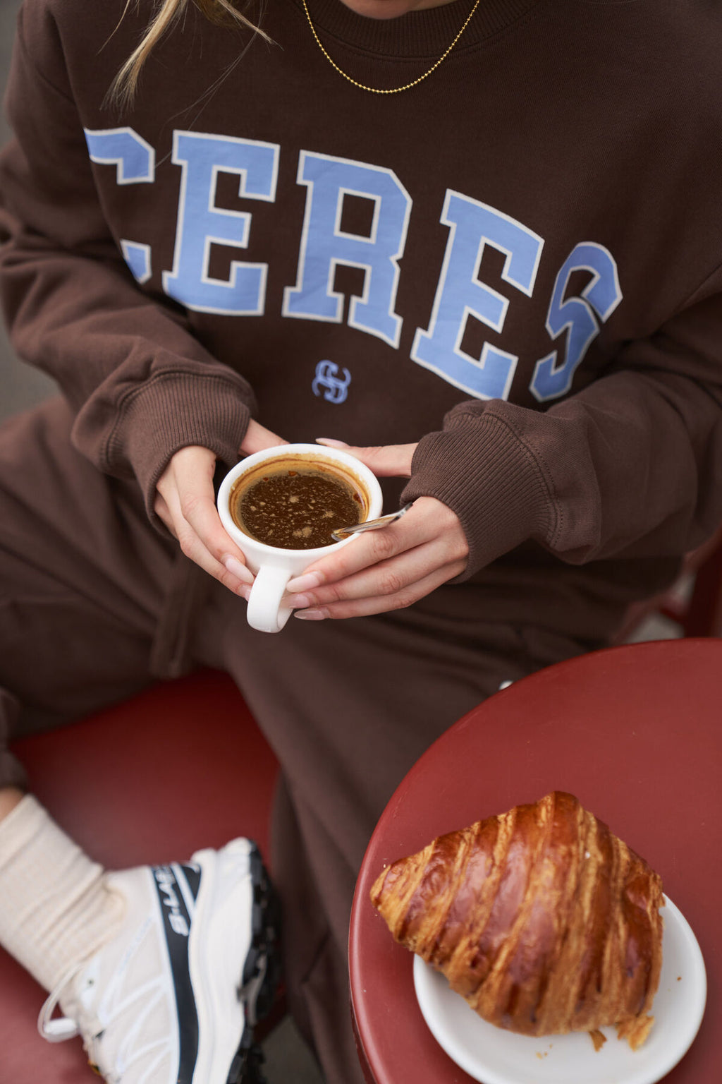 CERES LIFE ISLA OVERSIZED SLOUCHY CREW - BRUNETTE BROWN & SKY BLUE LOGO