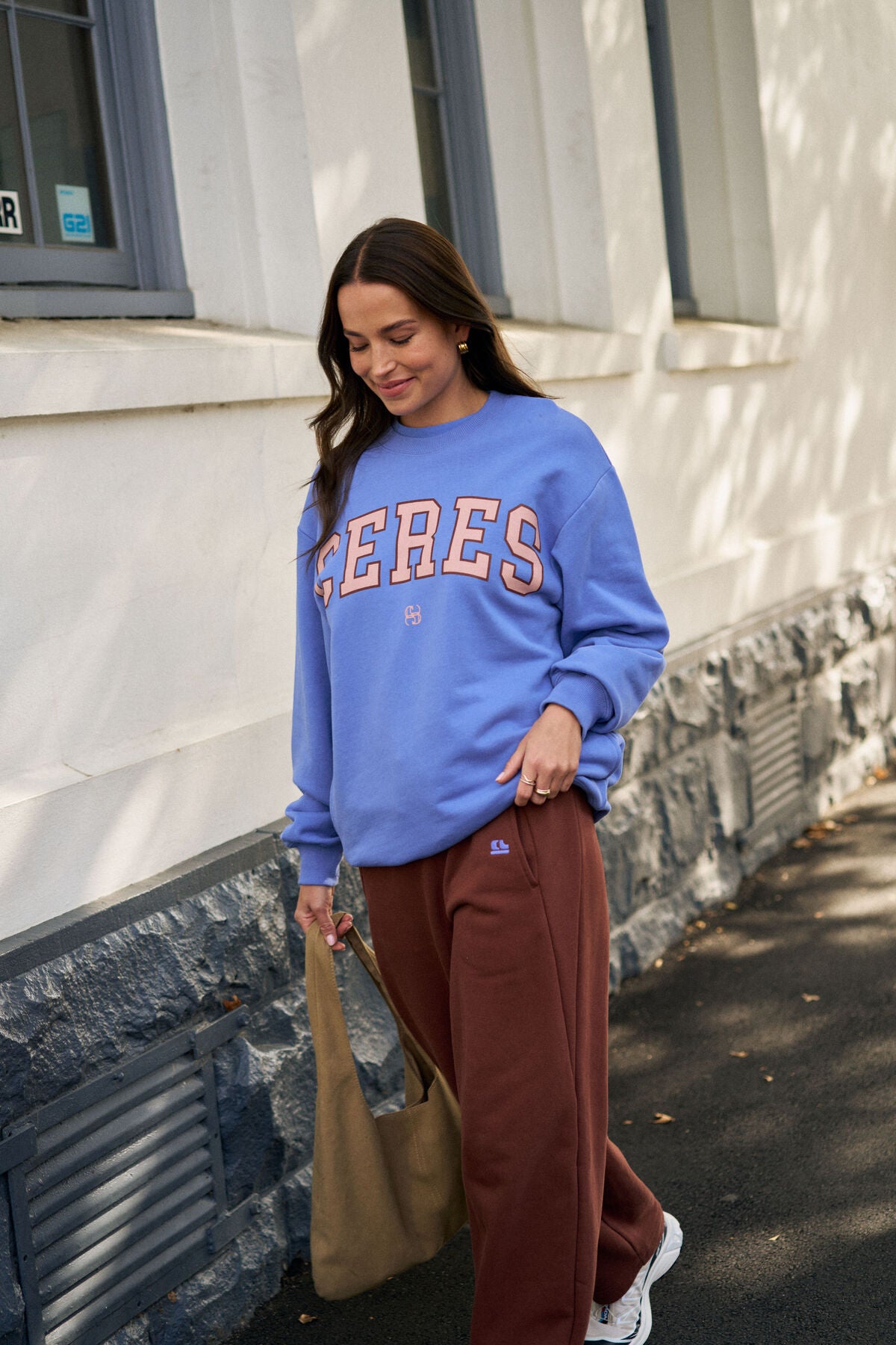 CERES LIFE ISLA OVERSIZED SLOUCHY CREW - VINTAGE BLUE/PINK CLAY