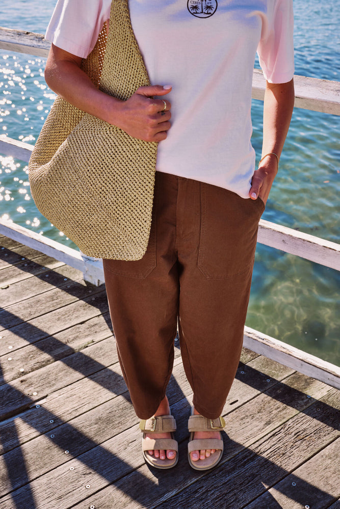 Load image into Gallery viewer, CERES LIFE WEEKENDER PANT - CHOCOLATE