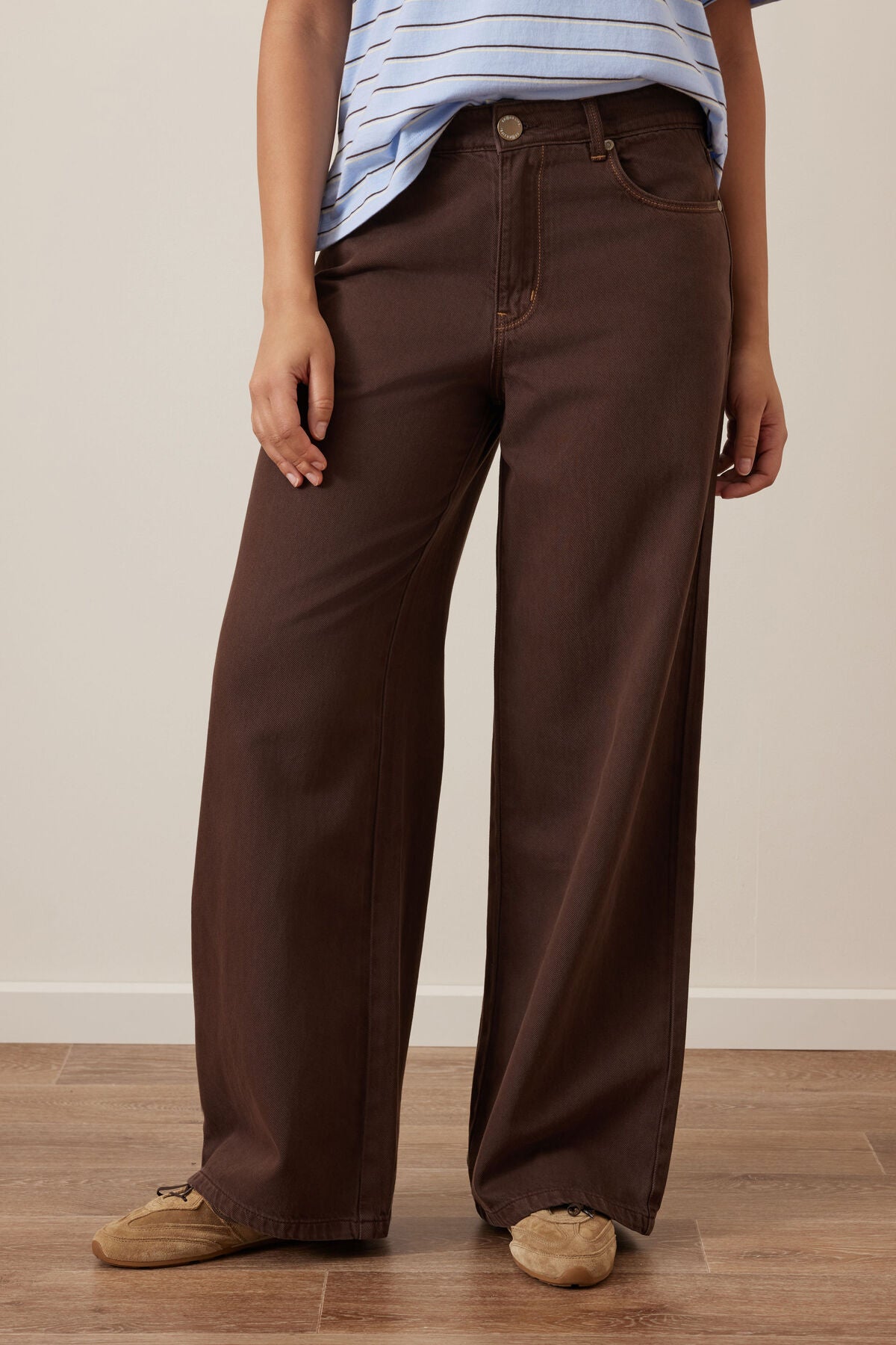 CERES LIFE WILLOW SOFT WIDE LEG JEAN - CHOCOLATE