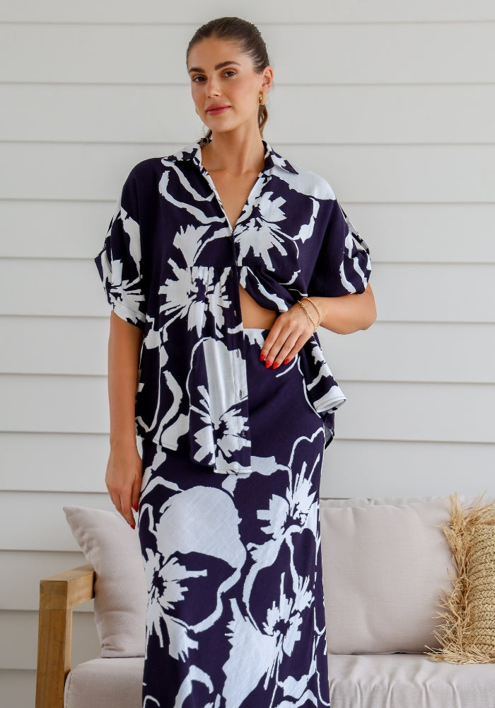 MELODY TIERED SHIRT - NAVY FLORAL