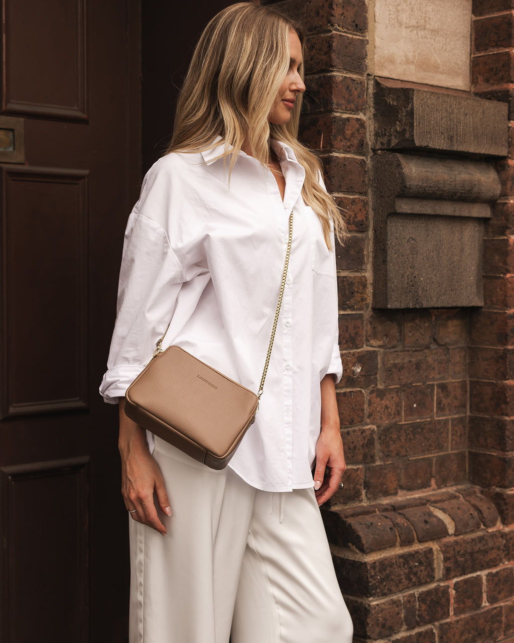 LOUENHIDE ELLE CROSSBODY BAG - COFFEE