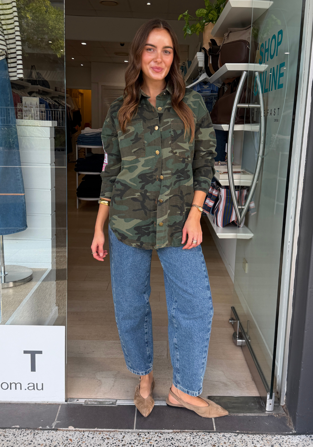 BY FRANKIE PATCH SHACKET - CAMO