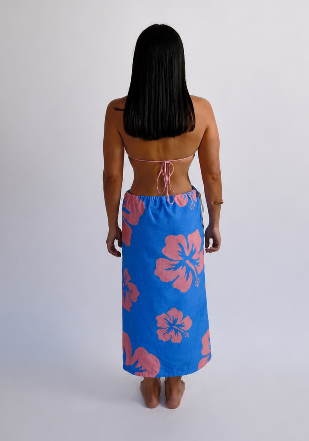 SASSY SURF OCEAN BLOOM BEACH TOWEL SKIRT - BLUE/PINK